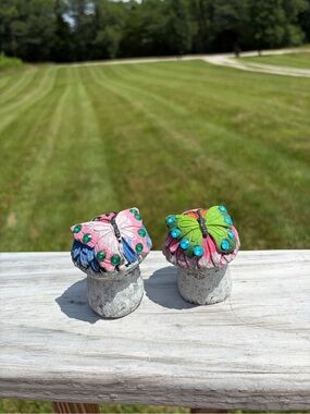 Trueliving Mini Garden Mushroom Decor With Pink Butterfly Rhinestones